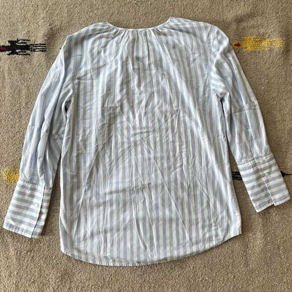 Everlane Silky Cotton Balloon Sleeve Blouse in Periwinkle/White Size 4 - Picture 3 of 6